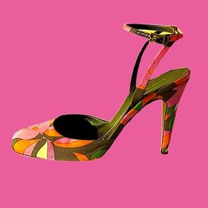 Kate Spade RARE Psychedelic Retro Print Ankle Strap Closed Toe Pumps | SIZE 5.5